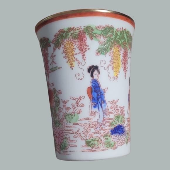 Vintage Geisha Girl's Porcelain Cup - Picture 7 of 12